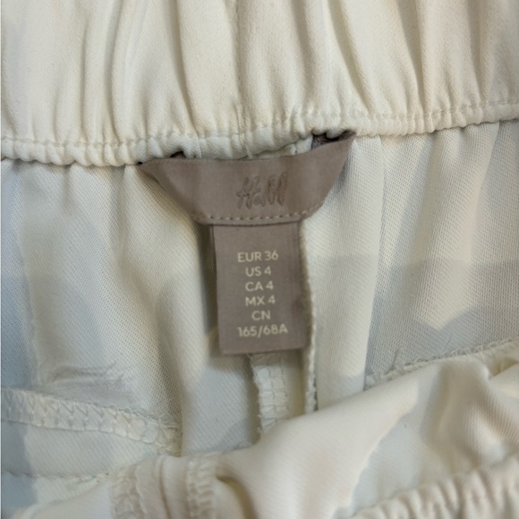 NWOT, H&M cropped wide leg pants, US size 4, white - Picture 4 of 5